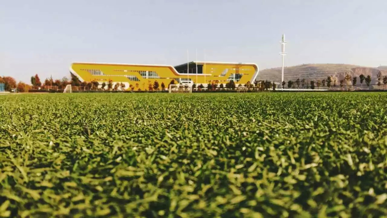 我们最美丽的云南师范大学之东区足球场（BY：大禹智水）-萌哒校园